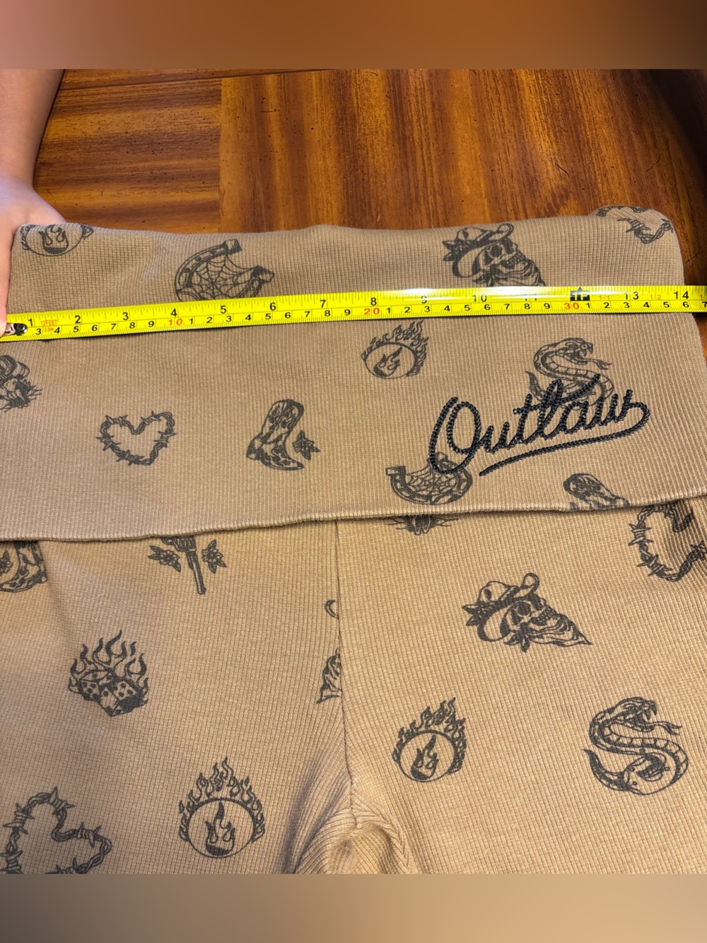 Outlaw High Waisted Printed Pants - Tan - Picture 4 of 5